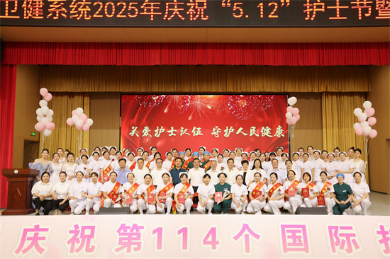 大合照_副本.jpg